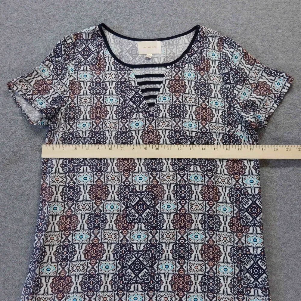 Skies Are Blue Dress Medium Colorful Aztec Print Boho Hippie VNeck Short Sleeve - Picture 4 of 9